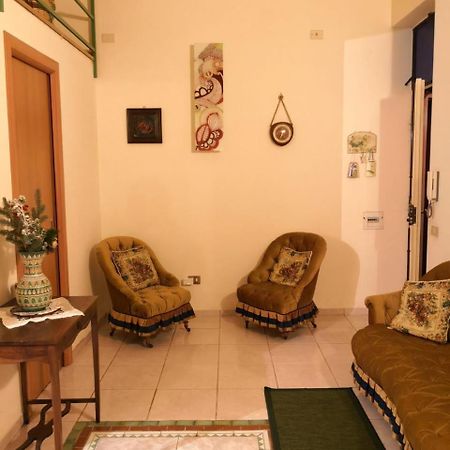B&B Il Nespolo Salerno Dış mekan fotoğraf